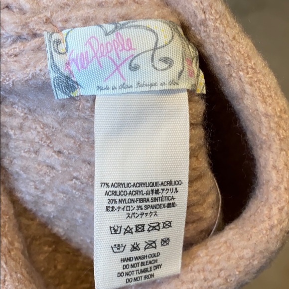FREE PEOPLE DREAMLAND KNIT BEANIE IN ROSE - Picture 4 of 4